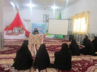 برگزاری كلاس‌هاي درّ و صدف 14 با موضوع آرامش در زندگی در مدرسه علمیه الزهرا علیها السلام گراش