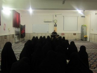 برگزاری نشست سیاسی با موضوع: تبیین بیانیه گام دوم انقلاب در مدرسه علمیه خواهران الزهرا علیها السلام گراش