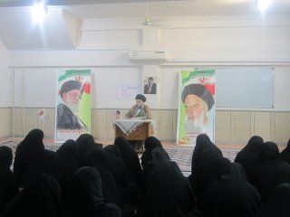 . نشست اخلاقی با موضوع وظایف منتظران در مدرسه علمیه خواهران الزهرا س گراش برگزار شد