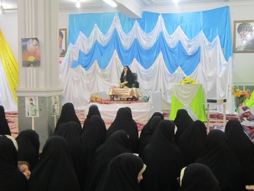 برگزاری جشن ولادت حضرت زهرا(س) و گرامی‌داشت روز مادر در مدرسه علمیه الزهرا علیها السلام گراش